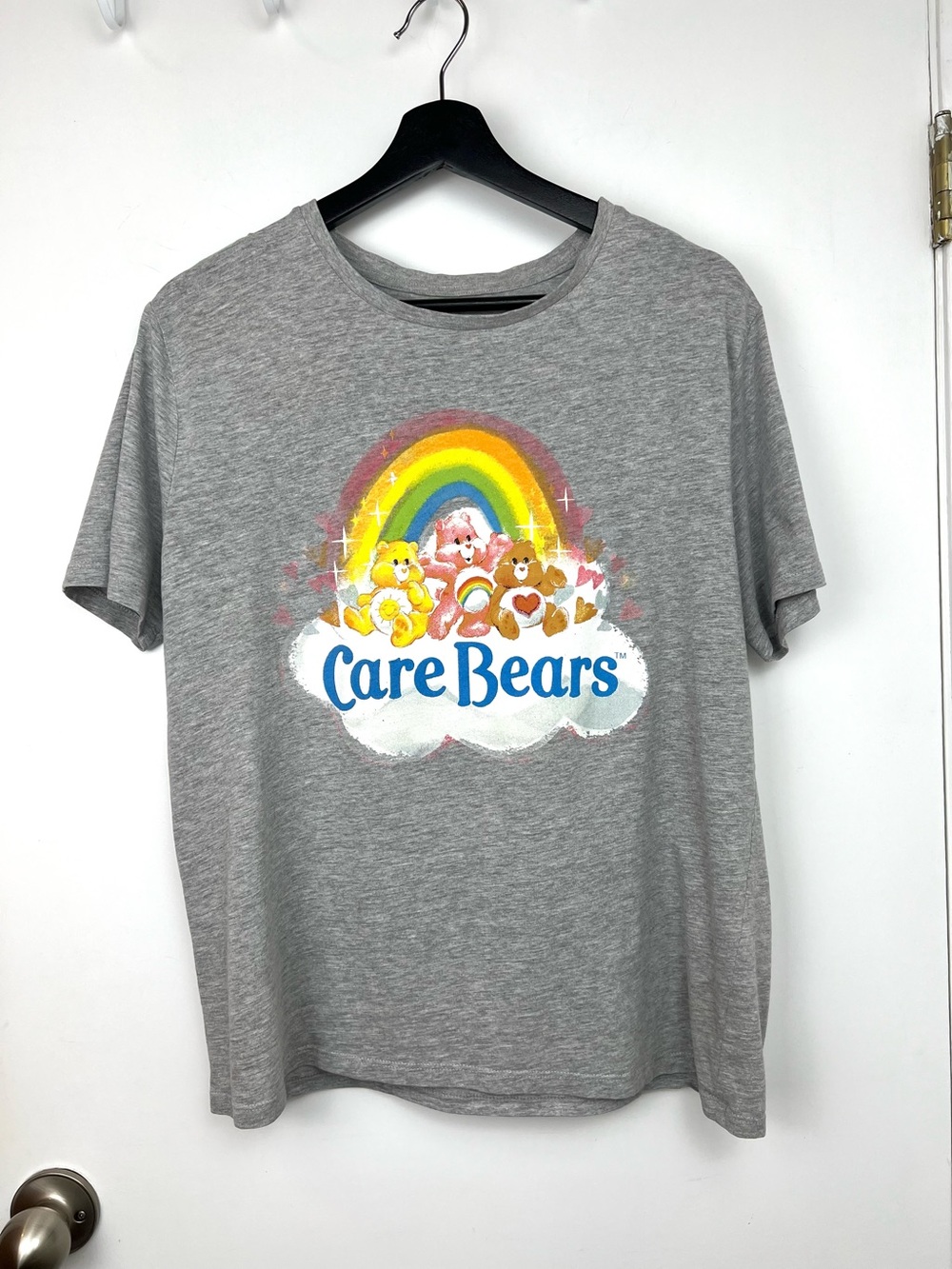 Care Bears Cute Rainbow Friends Graphic T Shirt sz M Gray Multi Indie Whimsical